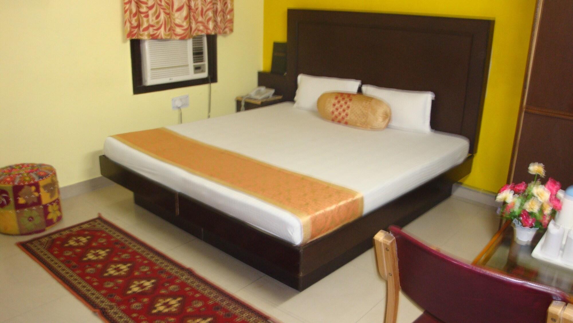 Hotel Su Shree Continental 5 Minutes Walk From New Delhi Railway Station Exterior photo