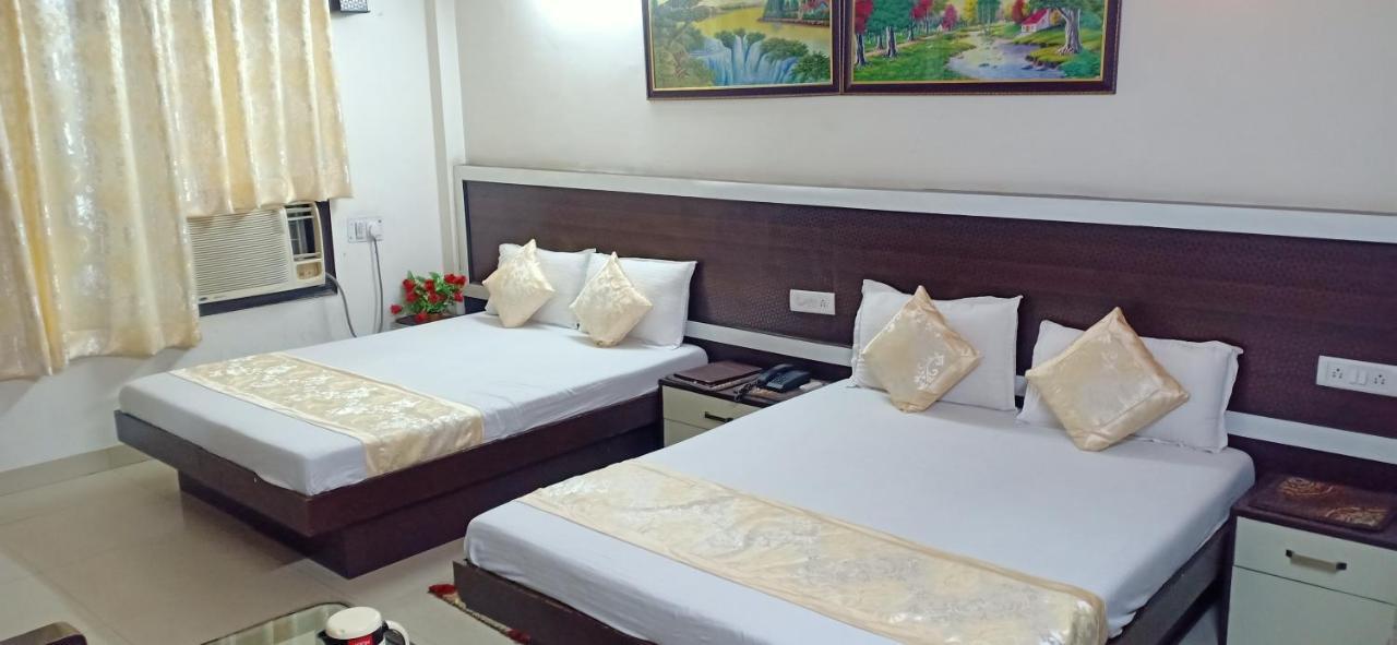 Hotel Su Shree Continental 5 Minutes Walk From New Delhi Railway Station Exterior photo